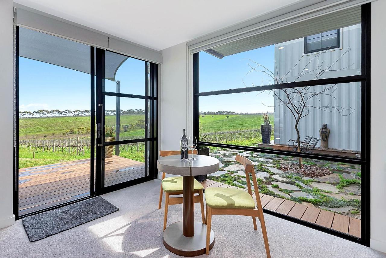 Hotel California Road At Inkwell Wines Mclaren Vale Exterior photo