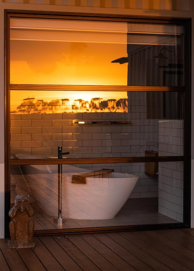 Hotel California Road At Inkwell Wines Mclaren Vale Exterior photo