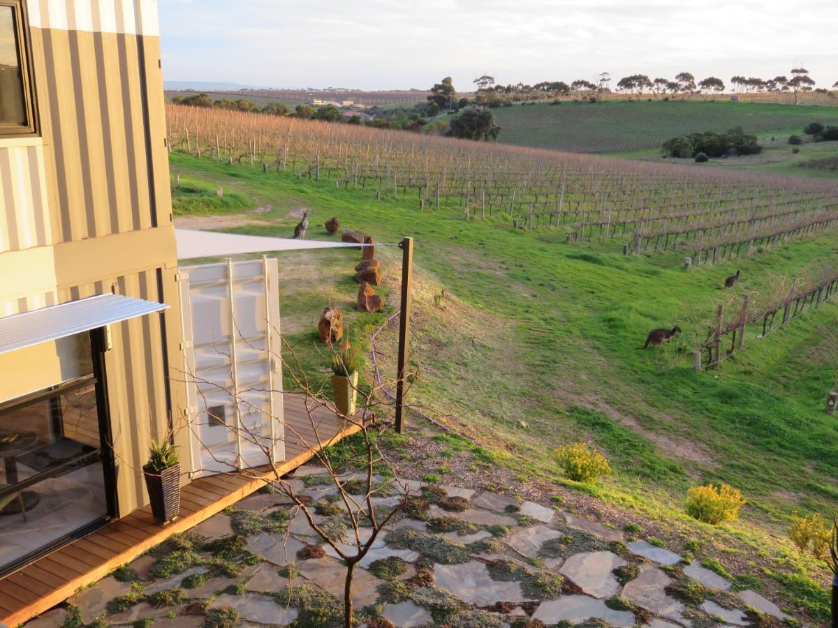 Hotel California Road At Inkwell Wines Mclaren Vale Exterior photo